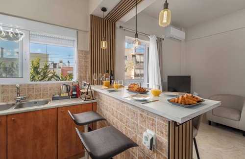 Athens Apartment | Casa Antigone - Comfortable house in Athens Metro Mall