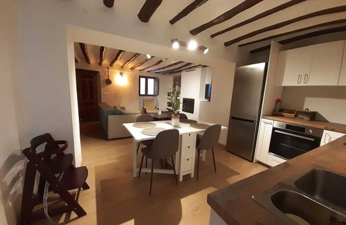 Moratalla House | Casa Antigua Totalmente Reformada en Casco Histórico del Pueblo