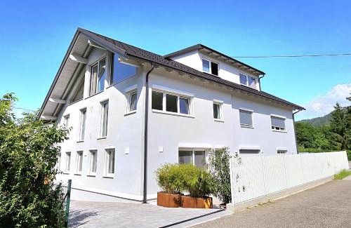 Sekirn Apartment | "Casa Antonio" 3 Gehminuten Strandbad Sekirn, inkl Seezugang