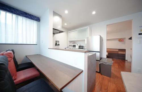 Kita Ward Apartment | Casa Antonio A モダン空間 駅近&空港バス 駐車場付