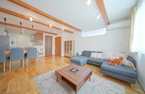 Kita Ward Apartment | Casa Antonio B 木の温もり 駅近&空港バス 駐車場付