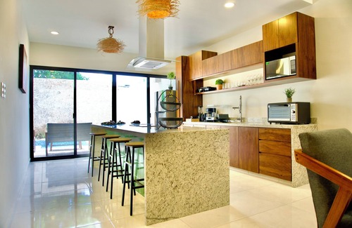 Merida House | Casa arbol 2-bedroom house with AC in all the house