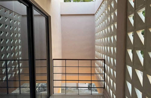Merida House | Casa arbol 2-bedroom house with AC in all the house
