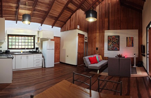 Guapiles Cottage | Casa Arthémis -Beautiful Rural House Surrounded by Nature