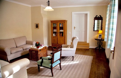 Sighisoara House | Casa Augustus (Two large bedroom flat) with view of the Clock Tower