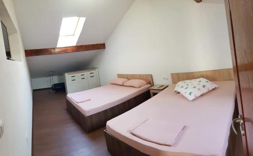 Beclean House | Casa Aurora
