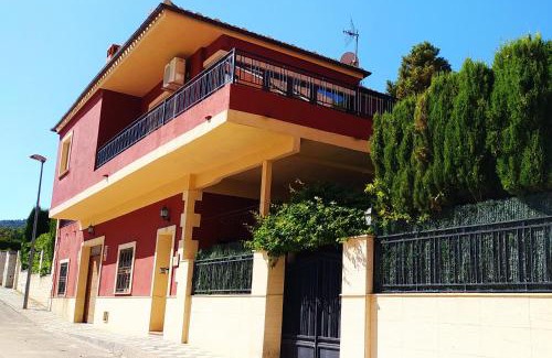 Biar House | Casa Axier-Chalet con Piscina privada y chimenea