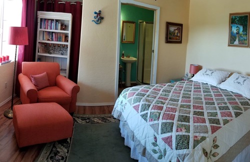 Quemado Bed & Breakfast | Casa Azul Bed & Breakfast