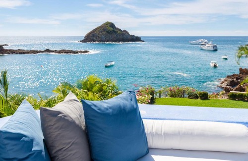 Costa Careyes Villa | Casa Azul & Casa Carioca in Careyes