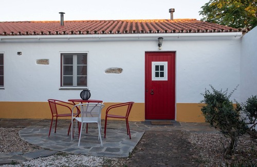 Terena Cottage | Casa AZUL inOrganic farm in Terena - Alentejo, Portugal