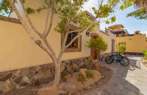 Nopolo House | Casa Bahama