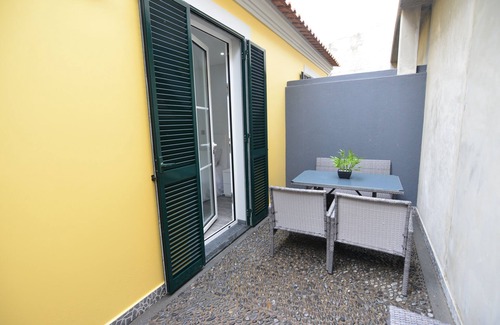 Canical Apartment | Casa Baleia Cachalote (Sperm Whale House)