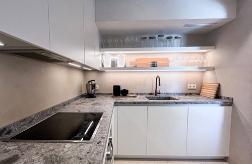 Golden Mile House | Casa Bambu - Marbellamar