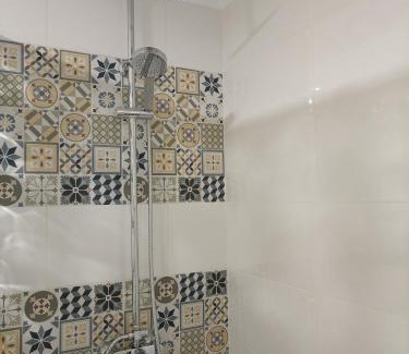 Llenin House | Casa Bea