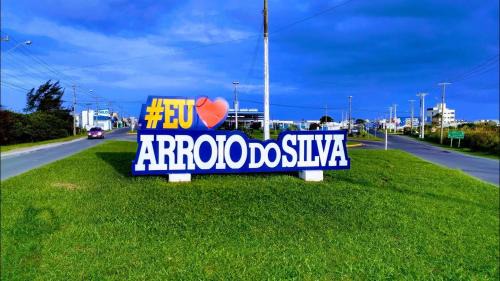 Balneario Arroio do Silva House | Casa bege Bal Arroio do Silva com internet