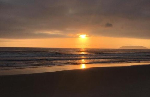 Itapoa House | Casa Beira Mar com 5 suites