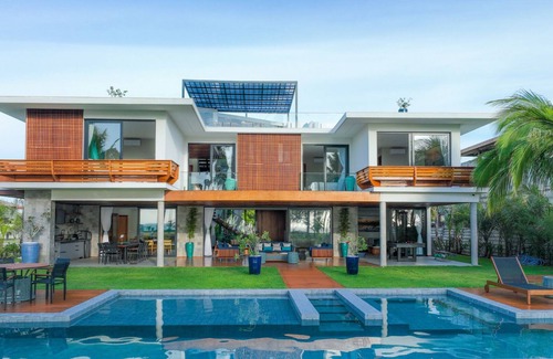 Acu da Torre House | Casa Beira-mar com 8 Suítes no Prestigiado Condomínio Iberostar - Praia do Forte