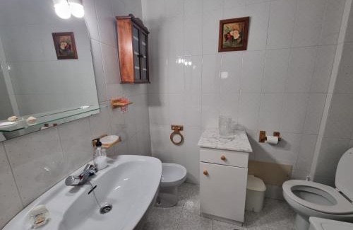 Neda House | Casa Belelle