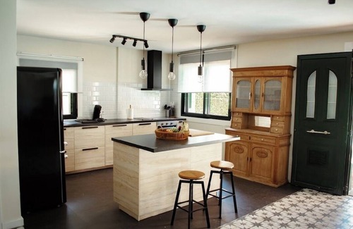 Poio Apartment | CASA BELGA very spacious loft/swimming pool at 65 km from Santiago de Compostela