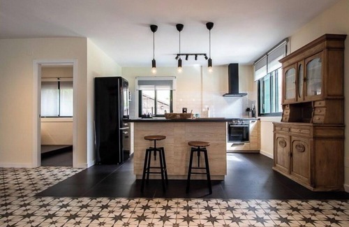 Poio Apartment | CASA BELGA very spacious loft/swimming pool at 65 km from Santiago de Compostela