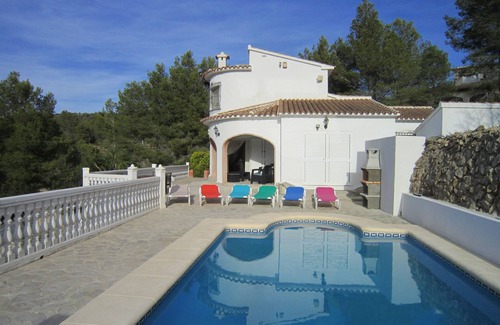 Lliber Villa | Casa Bella -3 Bed Villa turreted Villa with private pool, air con, Wifi and BBQ.