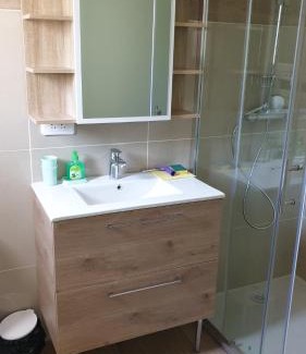 Pierrefeu-du-Var Apartment | CASA BELLA