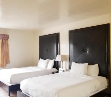 Pico-Union Hotel | Casa Bella Inn Downtown LA