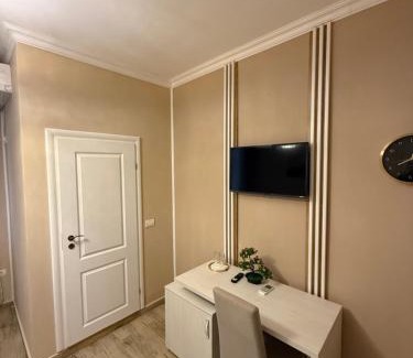 Medgidia House | Casa Bella
