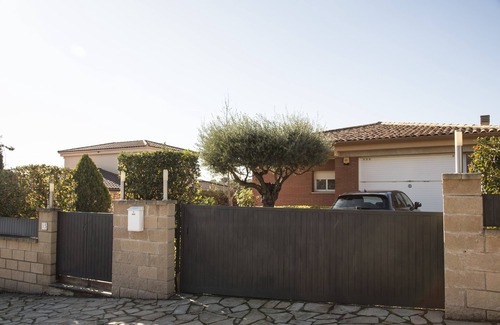 Bigues I Riells House | Casa Bella with pool
