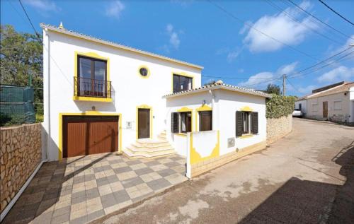 Raposeira House | Casa Bellarosa
