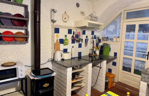 Diano Castello House | Casa Belvedere