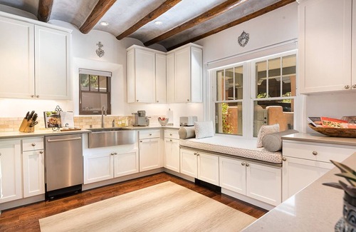 Historic Eastside House | Casa Bendita is located on Acequia Madre with an easy walk to Canyon Road