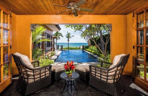 Playa Langosta House | Casa Bendita, relaxing beachfront home- internet, a/c, gas grill, full kitchen, BBQ