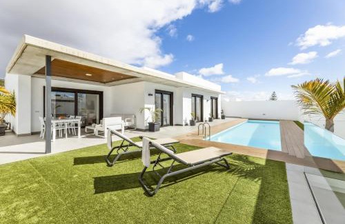 Playa del Cable Villa | Casa Beyel La Concha