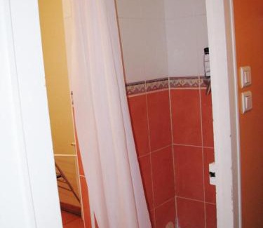 La Horgne House | Casa bianca