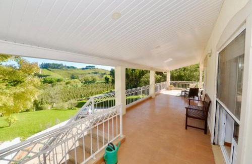 A Dos Francos House | Casa Bianca