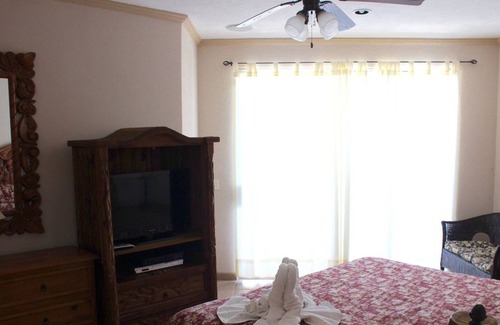 Brisas del Golfo House | Casa Blanca 2BR CB 205-v by Casago
