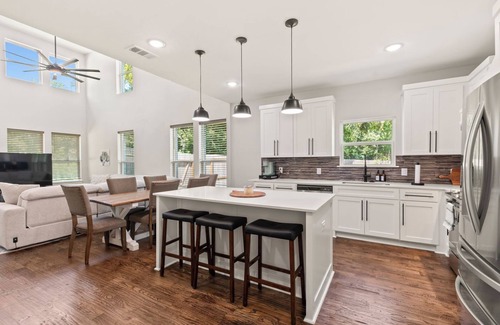 Cedar Creek Reservoir House | Casa Blanca at Cedar Creek Lake