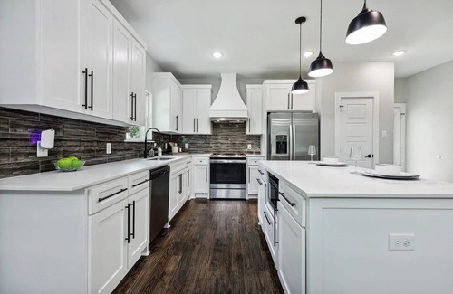 Cedar Creek Reservoir House | Casa Blanca at Cedar Creek Lake