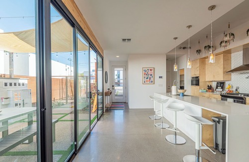 Phoenix House | Casa Blanca by AvantStay | Private Yard w/Pool, Patio + Bar | Prime Location