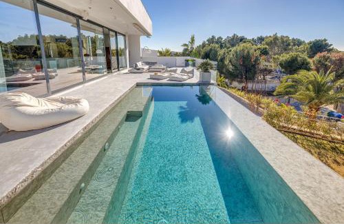 Costa de la Calma Villa | Casa Blanca En Bella Vista