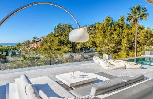 Costa de la Calma Villa | Casa Blanca En Bella Vista
