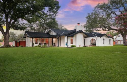North San Antonio - SAT House | Casa Blanca Estate Lux 5BR4BA