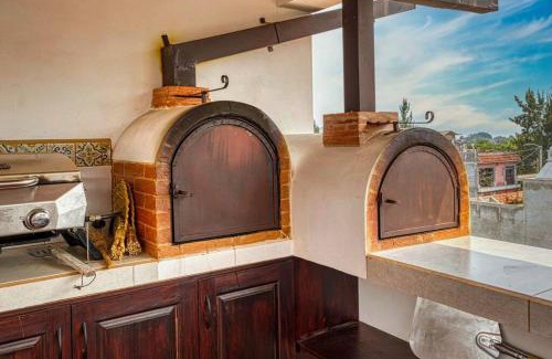Santa Catarina Barahona House | Casa Blanca: Open & Airy for Families in Gated Community