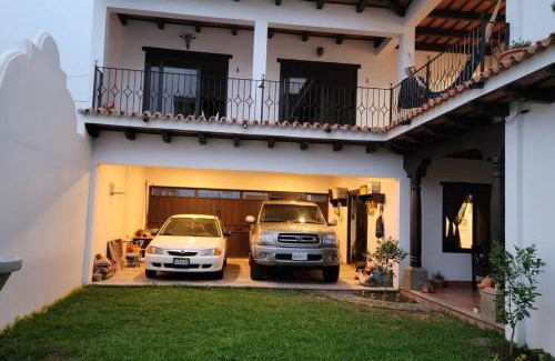 Santa Catarina Barahona House | Casa Blanca: Open & Airy for Families in Gated Community
