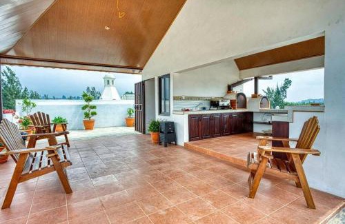 Santa Catarina Barahona House | Casa Blanca: Open & Airy for Families in Gated Community