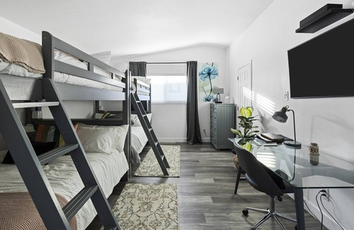 South Scottsdale Villa | Casa Bliss| Outdoor Kitchen| Cabana| Heated Pool