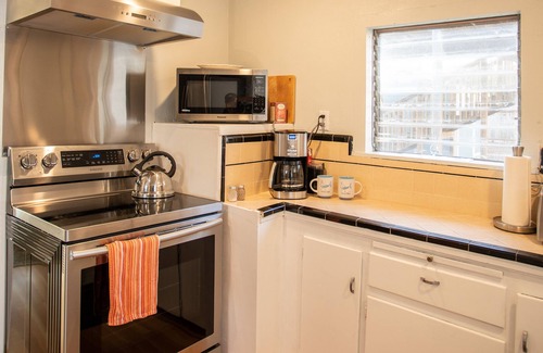 Old Town House | Casa Blowdega, Vintage Beach Cottage