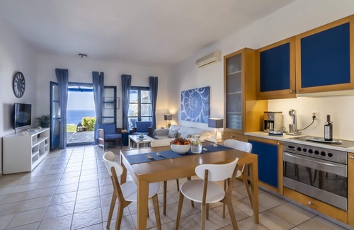 Nea Cryssi Akti House | Casa Blu Vento