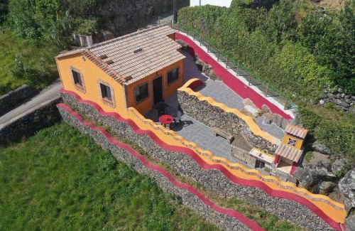 Lajes das Flores House | Casa Boa Onda
